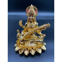 Saraswathi Devi/ Göttin/ Veena/ Sitar/ Goldidol/ Hochzeitsgeschenk/ Puja-Idol/ Puja-Artikel/ Geschenkartikel von Globusfashions