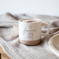 Personalisierte Tasse "Forever 29" - Lustiges Geburtstagsgeschenk Mit Namensgravur Geschenkidee Für Frauen Zum 30. Oder 40. Geburtstag Personalisierte Tasse "Forever 29" - Lustiges Geburtstagsgeschenk Mit Namensgravur Geschenkidee Für Frauen Zum 30. Oder 40. Geburtstag von Glueckschenken