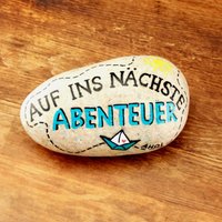 Abenteuer Stein Bemalt Schiffahoi Spruch Glückboot Anker Herz Meer Maritim Geschenkrente Ruhestand Geburtstag Frau Reisehochzeit Deutschland von Gluecksfarbe