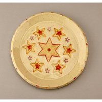 Teller Keramik Sterne Gebäck Plätzchen Adventkerze Rot Gelb Geschirr Tischdeko Rund Flach Geschen Weihnachten Frau Schale Kekse Handgemacht von Gluecksfarbe