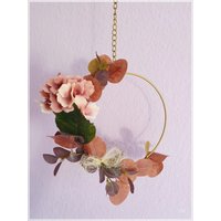 20 cm Türkranz/Wandkranz Mit Künstlichen Eucalyptus in Herbstlichen Tönen Und Hortensiein An Goldfarbenen Metallring Haken Gebunden 20 cm Türkranz/Wandkranz Mit Künstlichen Eucalyptus in Herbstlichen Tönen Und Hortensiein An Goldfarbenen Metallring Haken Gebunden von GluecksfaserBYcindy