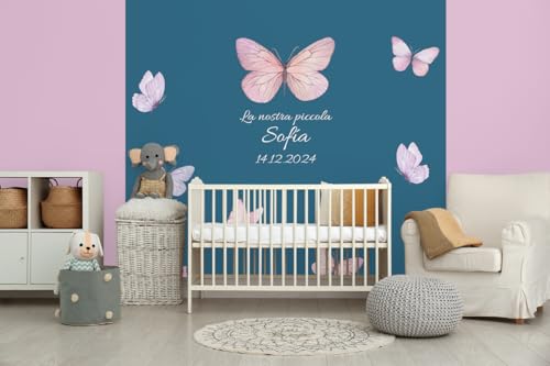 Glücksvilla - Baby-Tapete/Kinderzimmer-Tapete, Schmetterlinge, Tier, personalisierbar mit individuellem Text, selbstkl., 24 Stoneblu (240 x 250 cm BxH), Vliestapete, Kind Junge Mädchen von Glücksvilla
