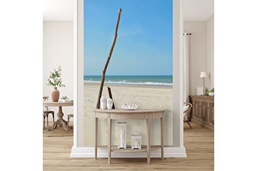 Glücksvilla - Fototapete, selbstklebend (120 x 250 cm (BxH) - div. Maße - Vlies-Tapete - Wand-Deko - Zeichen am Meer - Meer Holz Strand Bretagne Frankreich Atlantik Fotografie x von Glücksvilla