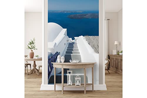 Glücksvilla - Fototapete, selbstklebend (120 x 250 cm (BxH) - div. Maße - Vlies-Tapete XXL Wand-Deko - Santorin, du Perle 1 - Griechenland Treppe Ägäis Meer Insel weiß blau Kykladen x von Glücksvilla