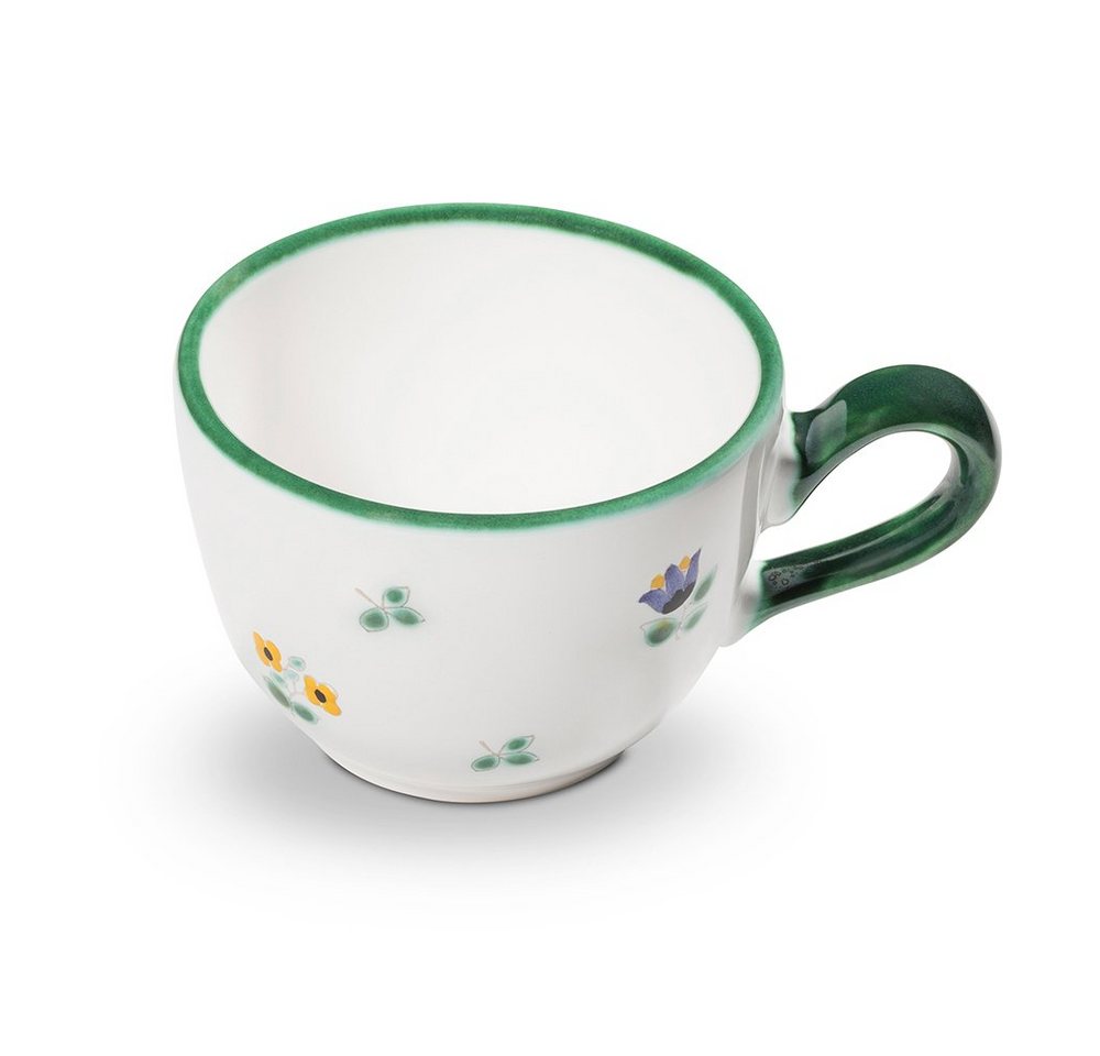 Gmundner Keramik Tasse Gmundner Keramik Kaffeetasse Cup 0,19L Streublumen, Streublumen - von Hand & Verlesen. Im Salzkammergut wachsen für jeden Tisch die richtigen Blumen, sie werden mit einem Liebevollen Rand im schönsten Grün geschmückt und wie von leichter Hand werden die zarten Blümchen auf die berühmte Keramik gestreut. Gmundner Keramik im wunderbar femininen Design „Streublumen“ sorgt beim Kaffeekränzchen garantiert für Gesprächsstoff. Jedes Stück ein von Hand bemaltes Unikat.  Kombinieren Sie nach Lust & Laune - Streumblumen z.B. mit den Dekoren: Grüngeflammt, Grüner Rand oder Variation Grün. * Handgemachte Unikate aus Österreich seit 1492 * Farben und Formen individuell kombinierbar * 1.Wahl * Spülmaschinenfest * Mikrowellengeeignet gemäß der ÖNORM für Gastronomie-Porzellan   GMUNDNER KERAMIK, HANDWERKSKUNST SEIT 1492 von Gmundner Keramik