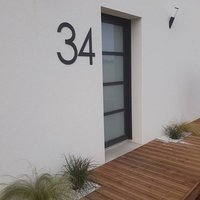 20 Zoll Moderne Hauszahlen Buchstaben von GoHomeNumbers
