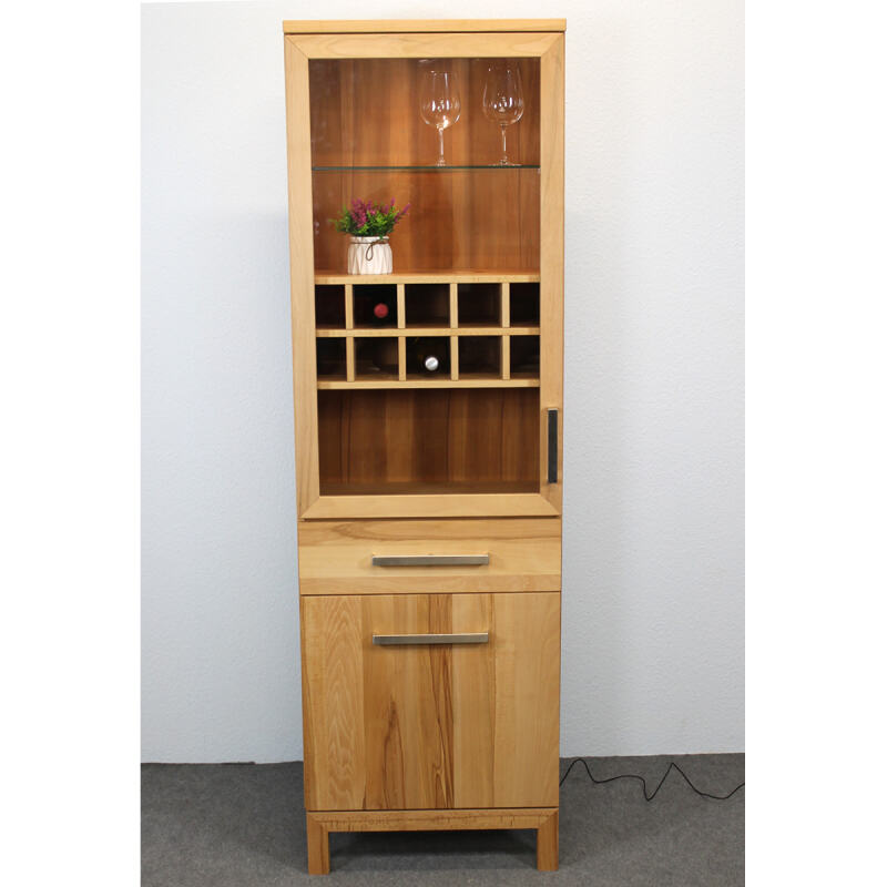 Esszimmer Vitrine mit Weineinsatz Kernbuche massiv von Göhring