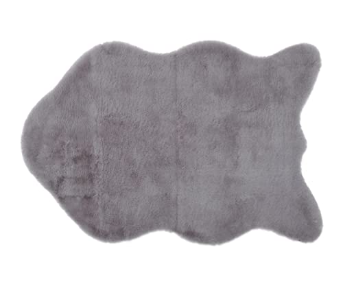 Gözze - Eleganter und Weicher Teppich aus Kunstleder, 80 x 120 cm - Silber Gözze - Eleganter und Weicher Teppich aus Kunstleder, 80 x 120 cm - Silber von Gözze
