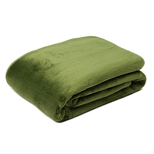 Gözze - Premium Cashmere-Feeling Wohn- und Kuscheldecke, 500 g/m², 220 x 240 cm - Dunkelgrün von Gözze