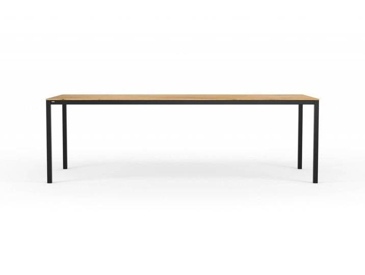 Design Esstisch CARL Massivholz Schwarz. 240x100cm. Wildeiche mit Gestell in Schwarz. Hochwertiger, moderner Massivholz Esstisch handgefertigt in DE. von Goldau & Noelle Manufaktur