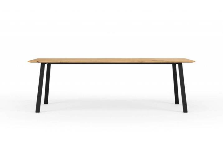Esstisch JOONA Wildeiche Massivholz schwarze Füße in 240x100cm. Wildeicheplatte mit schweizer Kante + Metallgestell. Made in Germany von Goldau & Noelle Manufaktur