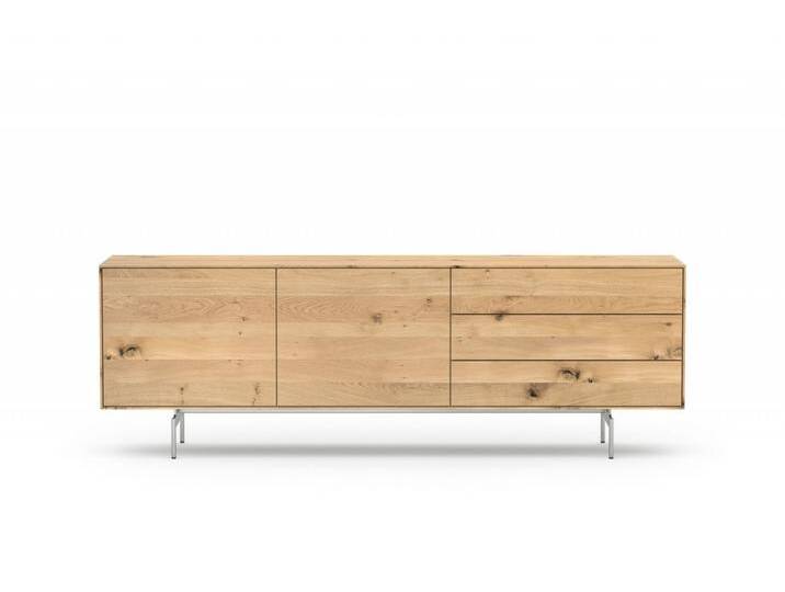 Sideboard Asteiche Buffet Massivholz FRIEDA 05 Design Sideboard mit Edelstahlfüßen drei Schubladen Push-to-Open Made in Germany von Goldau & Noelle Manufaktur