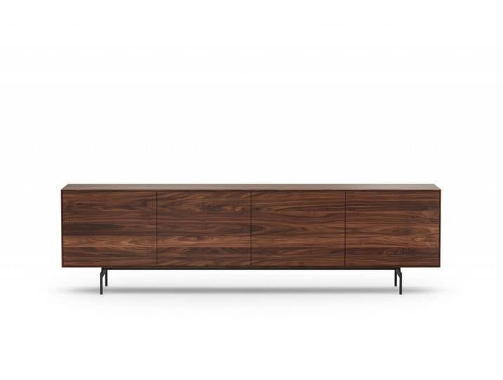 Sideboard Nussbaum Stauraum Lowboard Anrichte Massivholz Sideboard 240 cm Verstellbare Einlegeböden Metallfüße Made in Germany von Goldau & Noelle Manufaktur