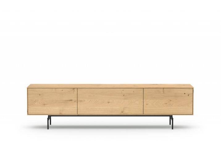 TV-Lowboard Wildeiche TV-Bank Multimediaboard Sideboard Massivholz Länge 200 cm 2 Türen Klappe Schwarze Metallfüße Made in Germany von Goldau & Noelle Manufaktur
