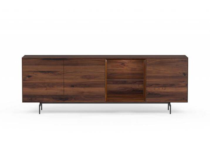 Wohnzimmeranrichte Nussbaum Sideboard mit Beleuchtung Sideboard Massivholz Länge 240 cm Regalfach Grifflose Türen Made in Germany von Goldau & Noelle Manufaktur