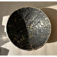 Schale Aus Pappmaché Mit Goldmuster Und Goldrand. Unikat Papier Zellstoff Schmuck Teller. Jubiläumsgeschenk. Teller Recyceltem Papier Schale Aus Pappmaché Mit Goldmuster Und Goldrand. Unikat Papier Zellstoff Schmuck Teller. Jubiläumsgeschenk. Teller Recyceltem Papier von GoldenBowlStudio
