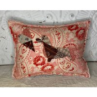 Neu Handgemachte Dackel Hundekissen Vintage Englisch Quilt Old Chenille Tagesdecke von GoldenGatheringsShop