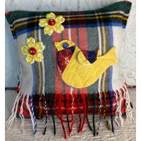 Neues Handgefertigtes Vögel & Blumen-Kissen Vintage-Schal Quilt Appliqués Entzückend von GoldenGatheringsShop
