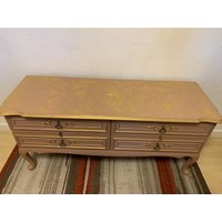 Design Kommode Unikat Mit Elementen Der Skulptur 127x61Х44cm von GoldenLionStore