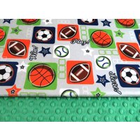 Personalisierte Baby Jungen Decke, Fußball Geschenk, Shower Minky Decke von GoldenblanketsCO