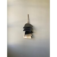 Handgefertigte Keramikfliese Wandbehang Neutral Glasierte Halbkreise Handgefertigte Keramikfliese Wandbehang Neutral Glasierte Halbkreise von GoldfinchArtCo