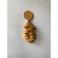 Handgemachte Terrakotta-Kachel Wandbehang Erdige Handwerker-Dekor von GoldfinchArtCo