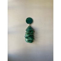 Handgefertigte Keramikfliese Wandbehang Küstengrün Dekor von GoldfinchArtCo