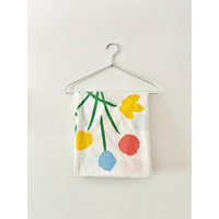 Vintage Marimekko Oy Tulip Primärfarbe Königin Flaches Blech Dan River 1979 von GoldieandLulu