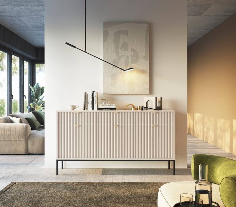 Goldstoff Kommode Moderne Kommode Milano 154 cm mit geriffelter Front und Metallrahmen, geriffelte MDF-Fronten, stabile Metallkonstruktion,Soft-Close von Goldstoff
