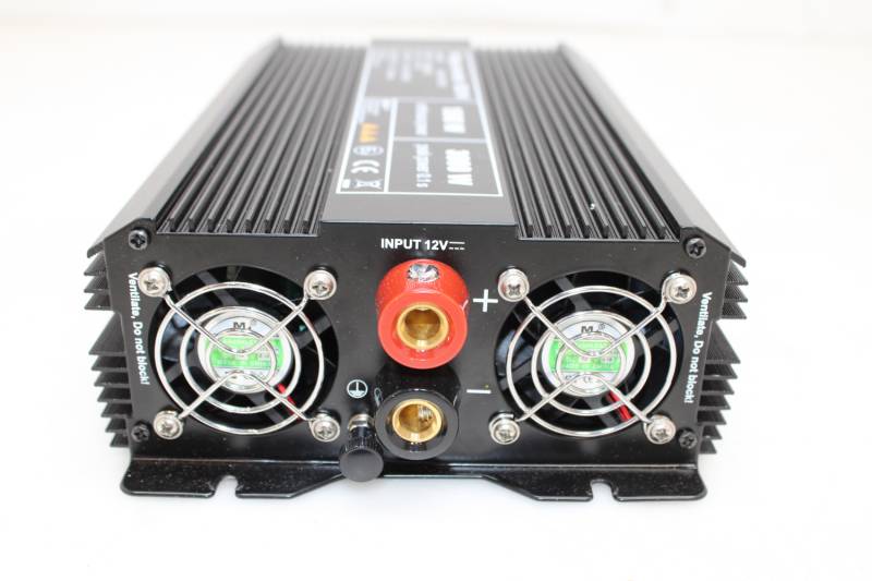 Goobay Wechselrichter Wandler Spw It 1500 W 12 V/Dc   230 V/Ac 5 V/Dc D-Ware von Goobay