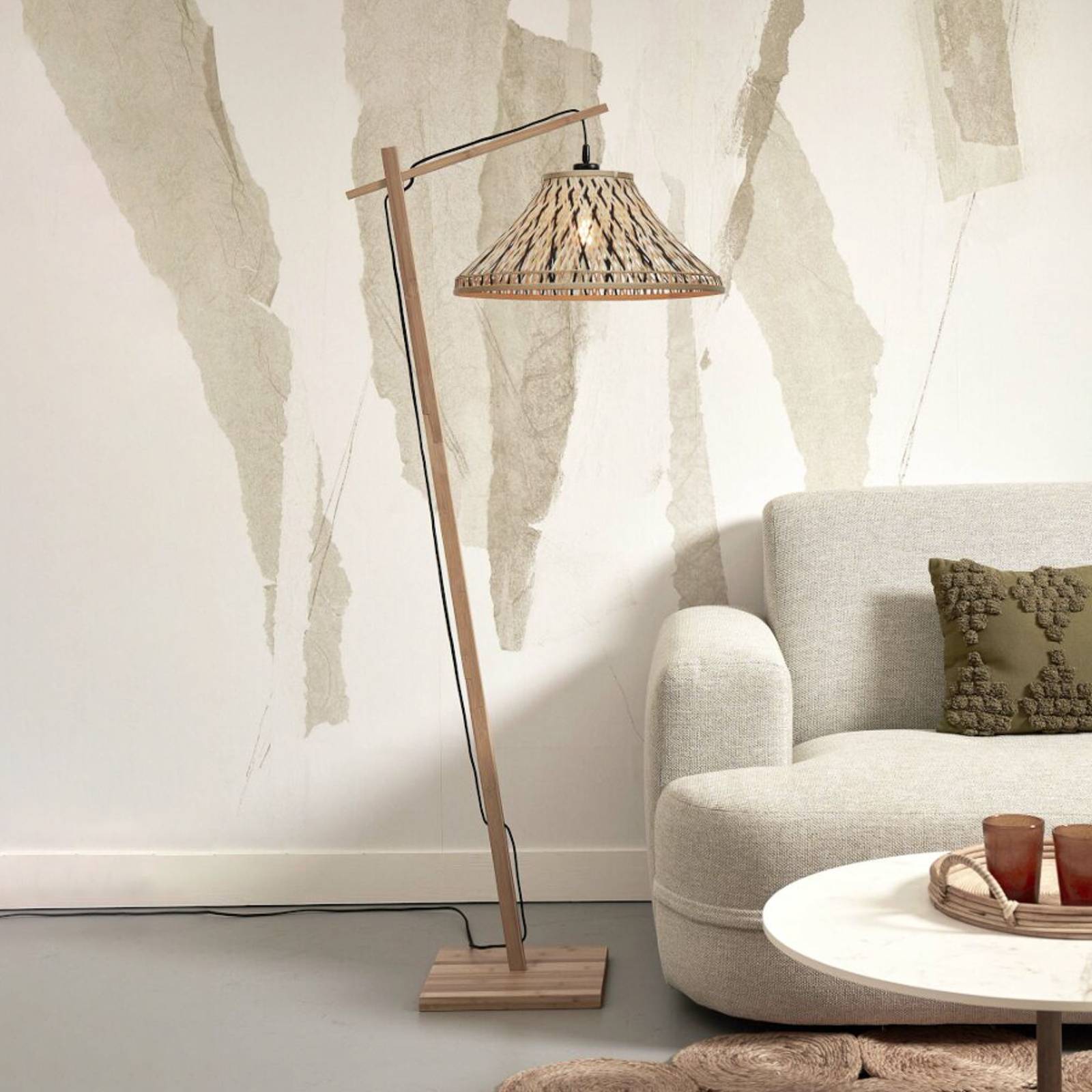 GOOD & MOJO Tahiti Stehlampe, natur/schwarz GOOD & MOJO Tahiti Stehlampe, natur/schwarz von Good & Mojo