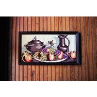 Sale - Vintage Mcm Handmade Bestickte Stillleben Wandkunst Früchte Und Vasen von GoodAndTrueCo