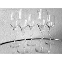 80S Weingläser Mit Geschwungenem Stiel 5Er Set 22cm Handarbeit Unikate 80Er 80S Weingläser Mit Geschwungenem Stiel 5Er Set 22cm Handarbeit Unikate 80Er von GoodTimesDeutschland