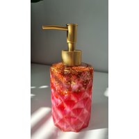 Seifenspender Pink Und Gold, Handgemacht, Resin Seifenspender Pink Und Gold, Handgemacht, Resin von GoodVibesVienna