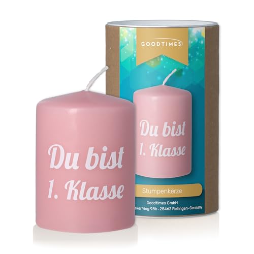 Goodtimes Stumpenkerze SafeCandle Selbstverlöschend Rosa mit Text "Du bist 1. Klasse" 8 x 6cm von Goodtimes