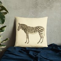 Gemütliches Dekokissen - Vintage Wildes Zebra in Der Natur-Illustration Für Hauptdekoration von GothicandLight