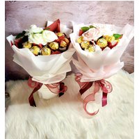 Abschluss Muttertag Geschenk | Ferrero Rocher Schokoladen Rosenstrauß Kostenloser Personalisierter Geschenkanhänger Geburtstag, Jahrestag, Taufe Abschluss Muttertag Geschenk | Ferrero Rocher Schokoladen Rosenstrauß Kostenloser Personalisierter Geschenkanhänger Geburtstag, Jahrestag, Taufe von GraciousGiftsOfLove