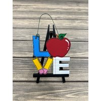 Lehrer Love Apfel Bleistifte Personalisiert Christbaumschmuck Holz Lehrer Love Apfel Bleistifte Personalisiert Christbaumschmuck Holz von GraciousGiggles