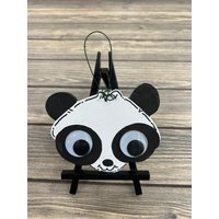 Panda Gesicht Googly Eyes Personalisierter Christbaumschmuck Holz Panda Gesicht Googly Eyes Personalisierter Christbaumschmuck Holz von GraciousGiggles