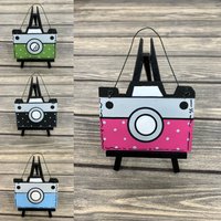 Personalisierte Holzkamera Fotograf Winter Baumschmuck - Ihr Name Weihnachtsfeiertag Handbemaltes Holz Personalisierte Holzkamera Fotograf Winter Baumschmuck - Ihr Name Weihnachtsfeiertag Handbemaltes Holz von GraciousGiggles