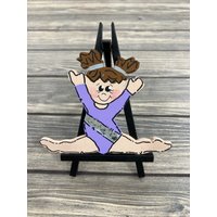 Personalisierte Holzsplitter Sportgymnastik - Ihr Kind Winter Baumschmuck Name Weihnachtsfeiertag Handbemalt Personalisierte Holzsplitter Sportgymnastik - Ihr Kind Winter Baumschmuck Name Weihnachtsfeiertag Handbemalt von GraciousGiggles