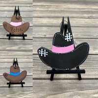 Personalisierter Handbemalter Holz Cowboy Cowgirl Hut Rodeo Farm Boot Weihnachtsschmuck Personalisierter Handbemalter Holz Cowboy Cowgirl Hut Rodeo Farm Boot Weihnachtsschmuck von GraciousGiggles