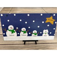 Personalisierter Holz Schneemann Mit Babys Winter Schild Dekoration - Ihr Name Weihnachtsfeiertag Handbemaltes Türmantel Stern Personalisierter Holz Schneemann Mit Babys Winter Schild Dekoration - Ihr Name Weihnachtsfeiertag Handbemaltes Türmantel Stern von GraciousGiggles