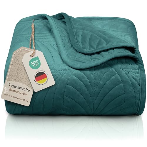 Gräfenstayn Premium Tagesdecke 220x240 cm – Bettüberwurf mit Nahtloser Steppung & Blatt-Design – Samt-Decke – weich, knitterfrei & pflegeleicht – Überwurf für Bett & Sofa (dunkelgrün) von Gräfenstayn