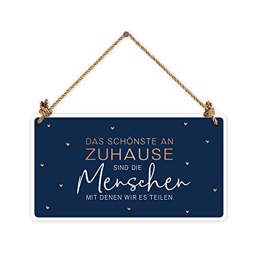 Grafik-Werkstatt Deko-Schild aus Pappe mit Kordel | Wand-Dekoration | blau | Das schönste an Zuhause von Grafik-Werkstatt