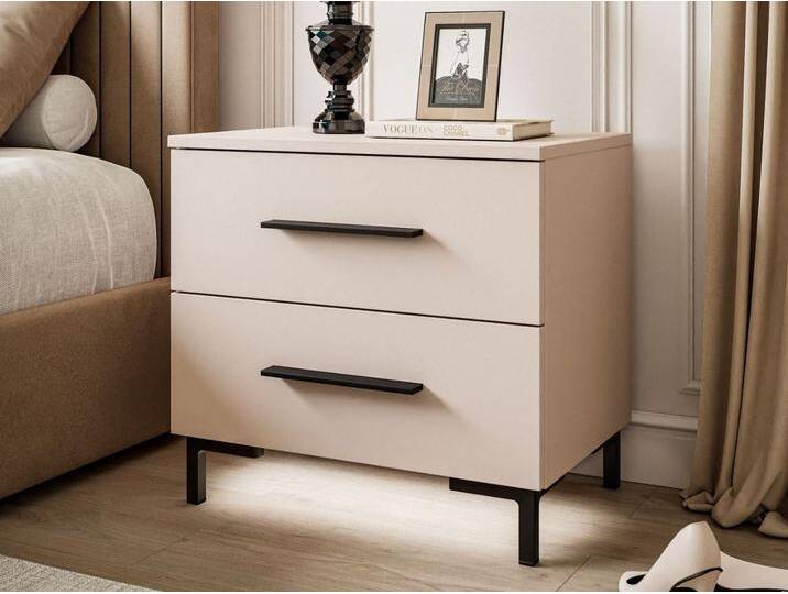 Nachttisch mit zwei Schubladen auf Schwarzen Beinen Nuveo Kaschmir Nachttisch mit zwei Schubladen auf Schwarzen Beinen Nuveo Kaschmir von Graingold