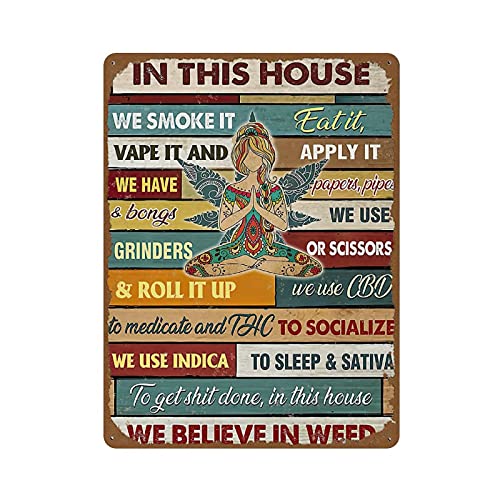 Cannabis In This House We Smoke It Eat It Vape It And Apply It Poster Vintage Cannabis Art Marihuana Poster Love Weed ArtNovelty Tin Sign Metal Poster Wall Funny Man Cave Cool Wall Door 30 X 40cm von Graman