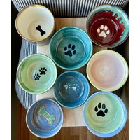 Haustier | Hunde -/Katzen- Futter - Wassernapf Aus Der Divine Designs Country Pet-Kollektion Von Grammy von GrammysDivineDesigns