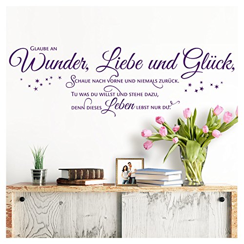 Grandora Wandtattoo Spruch Glaube an Wunder Liebe und Glück I violett (BxH) 185 x 58 cm I Wohnzimmer Flur Sticker Aufkleber Wandsticker Wandaufkleber W5393 von Grandora