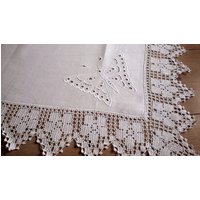 Wunderbare Leinen Mitteldecke Feinste Richelieu Handstickerei 85 X Wunderbare Leinen Mitteldecke Feinste Richelieu Handstickerei 85 X von GrannysGoodiesDE